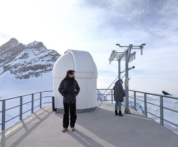 Los artistas Juan Sorrentino y Céline Manz en CERN durante la residencia Connect en el CERN, Suiza, marzo de 2026.