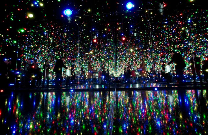 Obsesión infinita, la muestra de Yayoi Kusama en el Malba en 2013. (AP Photo / Natacha Pisarenko) 