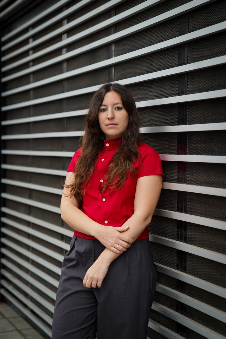 Laura C. Vela fotógrafa y editora española, autora de Seismil (Vinilo). Foto: Maxi Failla.