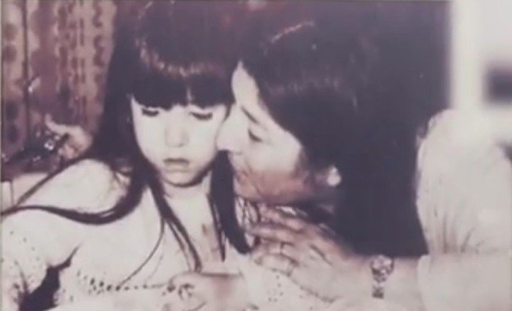 Mercedes Sosa y Araceli Matus su nieta. Archivo Clarín.