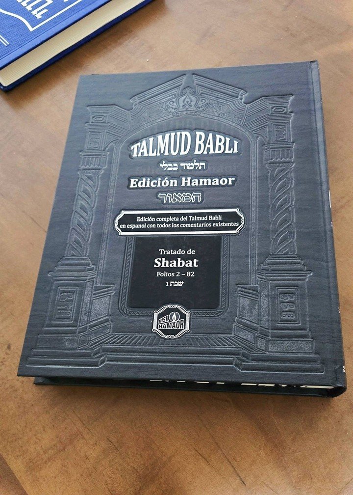 El Talmud Babilónico completo en español tras 14 años de trabajo, impulsado por el Instituto Hamaor y dirigido desde Jerusalén por el rabino Daniel Bitton. Foto: redes sociales.