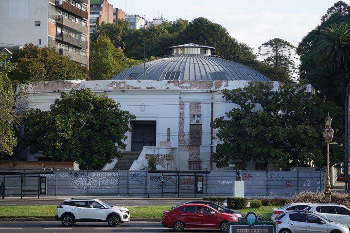 Obra de refacción suspendida en el Palais Glace Recoleta. Foto: Juano Tesone.