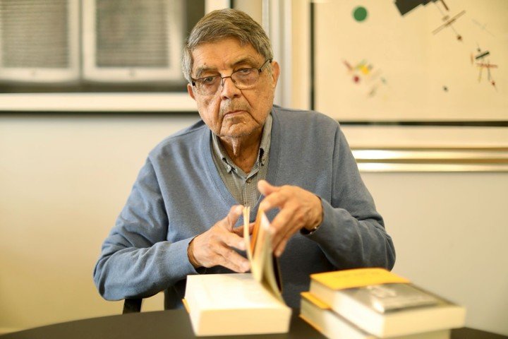 El escritor nicaragüense Sergio Ramírez. Foto: Cézaro De Luca